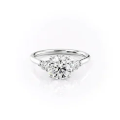 The Lia Set Moissanite With A 1.0 Carat