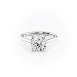 The Natalie Set Moissanite With A 1.0 Carat