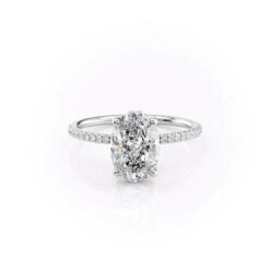 The Pave Crown Kamellie Set With A 1.0 Carat